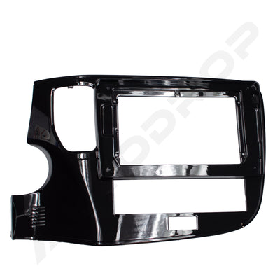 KIT Complet Rama Adaptoare + Cablaj Autodrop Mitsubishi Outlander (2020+) pentru Navigatie Multimedia Android 10.1 inch