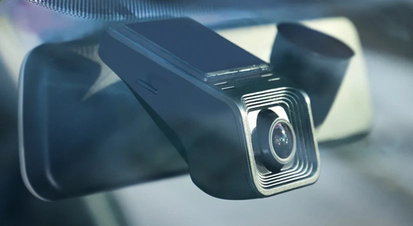 Cameră DVR Premium Auto 720P – Afișaj Live pe Multimedia, Control prin Aplicație, Înregistrare pe Card SD