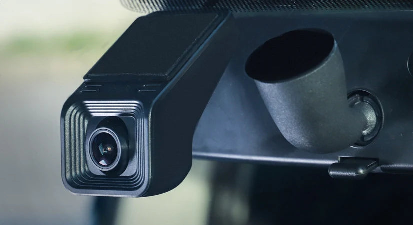 Cameră DVR Premium Auto 720P – Afișaj Live pe Multimedia, Control prin Aplicație, Înregistrare pe Card SD