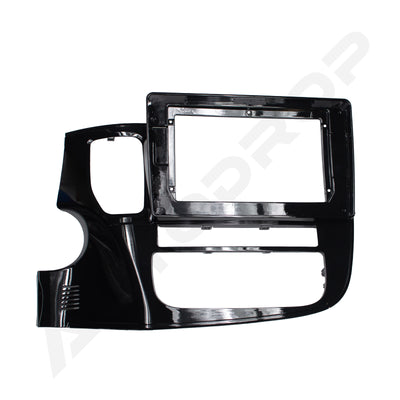 KIT Complet Rama Adaptoare + Cablaj Autodrop Mitsubishi Outlander (2017+) pentru Navigatie Multimedia Android 10.1 inch