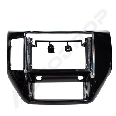 Ramă adaptoare Nissan Patrol 2004-2012 - navigație Android 9″, montaj dedicat